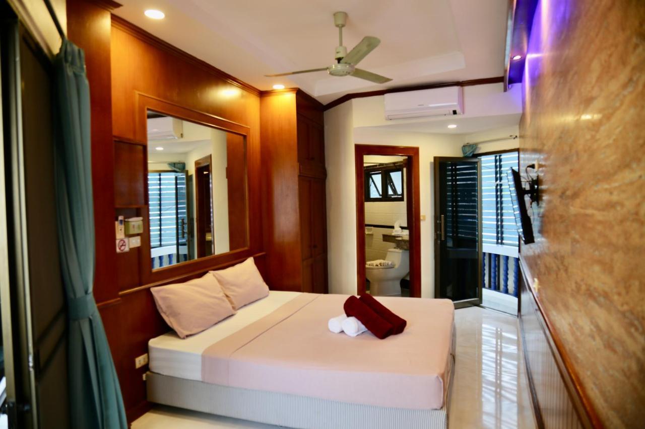 The Club Inn - Kamala Beach Eksteriør billede