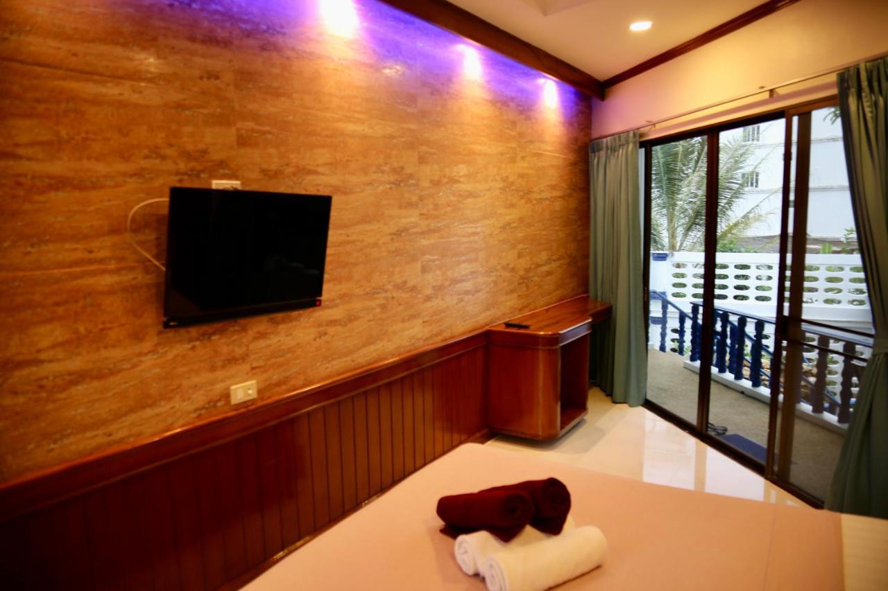 The Club Inn - Kamala Beach Eksteriør billede