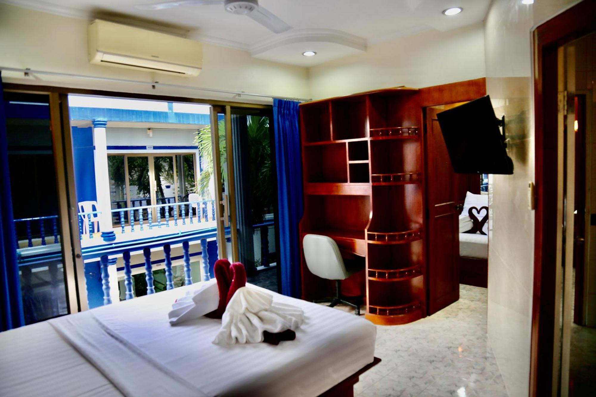 The Club Inn - Kamala Beach Eksteriør billede